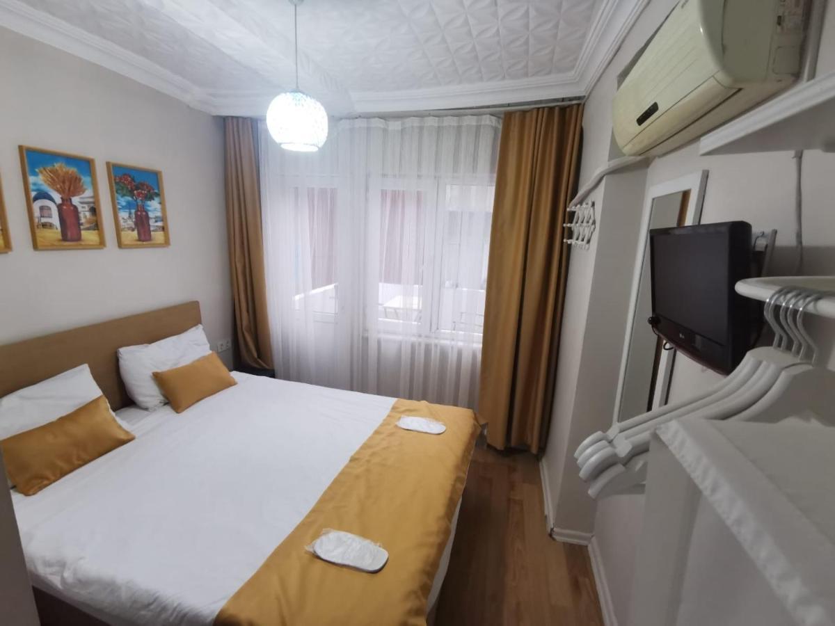 Konut Wooden House Hotel Istanbul Eksteriør billede