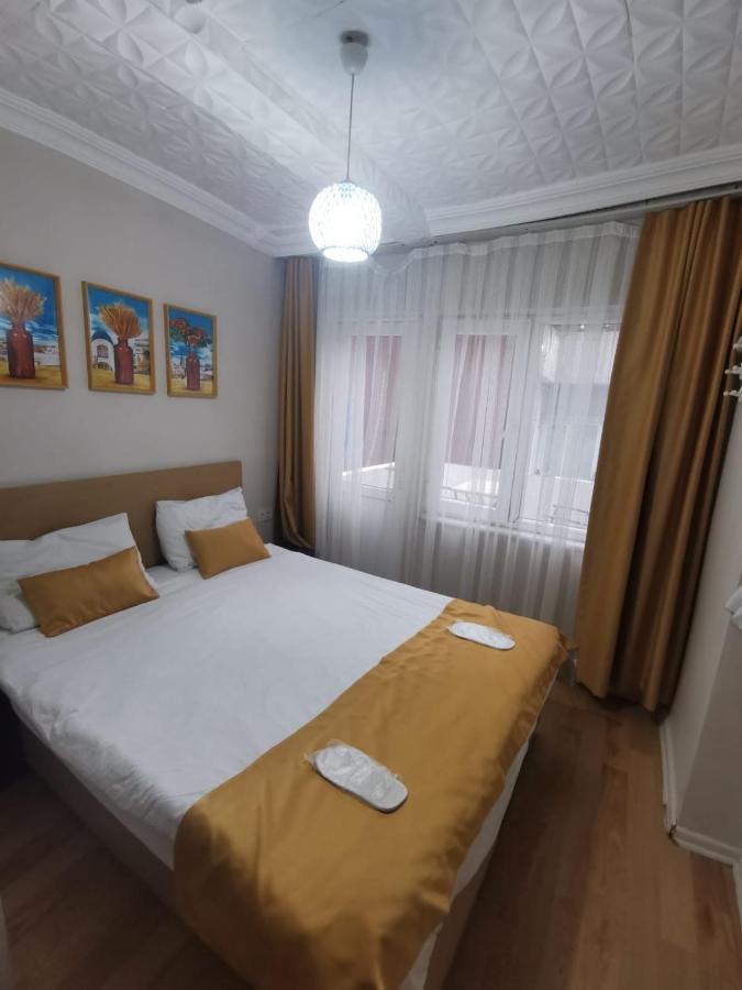 Konut Wooden House Hotel Istanbul Eksteriør billede